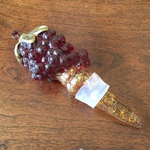 Blown Glass Grape Design Wine Re-Cork